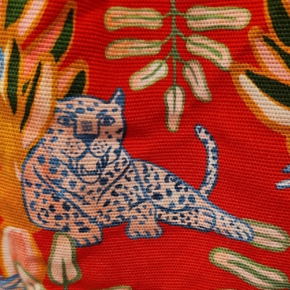 💕FARM RIO💕 Tropical Suingue Cuffed Red Shorts  ~ Small S NWT - Picture 5 of 10